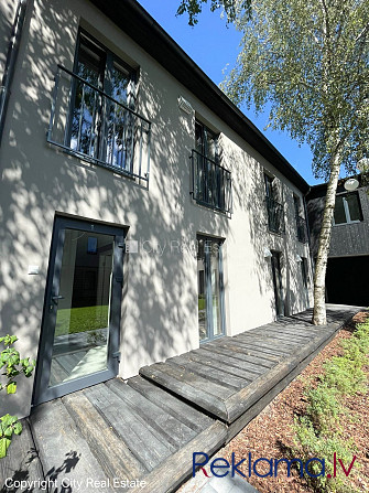 Фасадный дом, реновированный дом, благоустроенная озеленённая территория, Рига - изображение 15