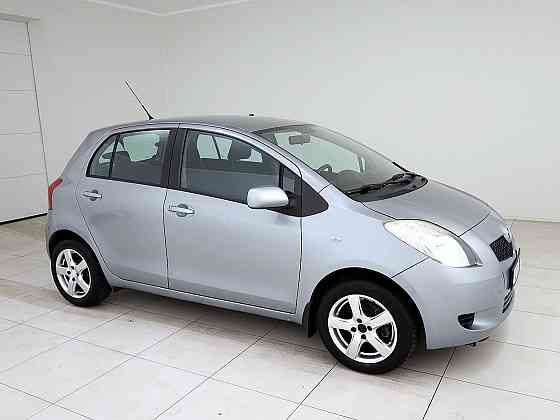 Toyota Yaris Linea Sol A-C ATM 1.3 64kW Tallina