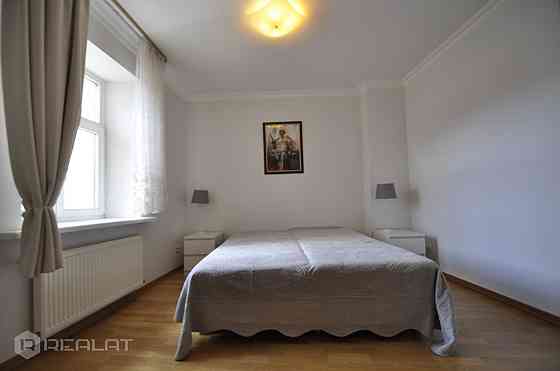 Iedvesmojošs piedāvājums  3-istabu dzīvoklis Rīgas centrā!  Iedomājieties, ka jūs dzīvojat pašā Rīga Rīga