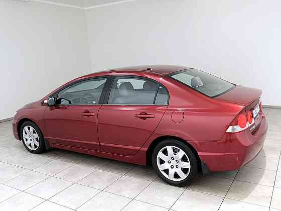 Honda Civic Elegance 1.8 103kW Tallina