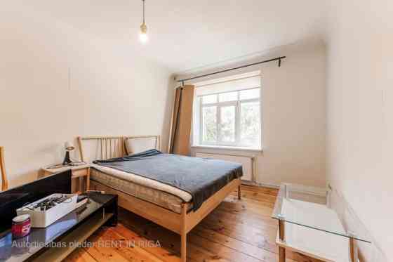 Pārdod mājīgu dzīvokli renovētā ēkā pašā Āgenskalna sirdī.   Cenā ir iekļauta stāvvieta mājas pagalm Рига