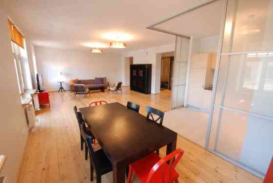 A spacious and bright 3-room apartment in the center of Riga is for sale. The apartment is quiet, wa Рига