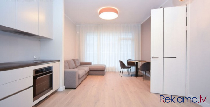 Furnished two-room apartment in a new project on Cēsu street.  The apartment is located on the 6th f Рига - изображение 1