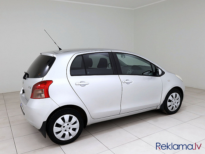 Toyota Yaris Linea Sol A-C 1.3 64kW Таллин - изображение 3