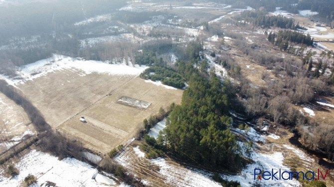 Pieejama iegādei liela tirdzniecības un ražošanas ēkas daļa.  Ēkas kopējāplātība 1050.8 m2. 189.8 m2 Елгава и Елгавский край - изображение 3