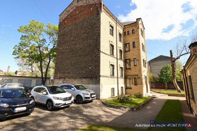 Tiek iznomāta biroja telpa Valmieras ielā netālu no Ģertrūdes ielas. Birojs atrodas ēkas 2. Rīga - foto 5