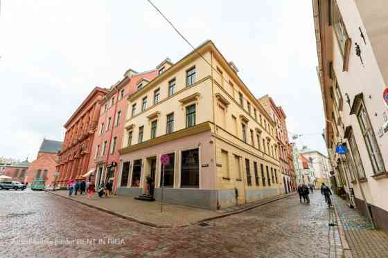 Premises for various types of business.  They are located in an active pedestrian area near Doma Squ Rīga