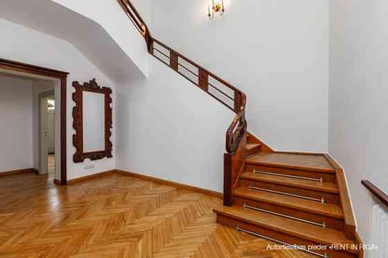 Exclusive private house in the center of Riga.  semi-basement floor with Open layout: 100.1 m2; 1st  Рига