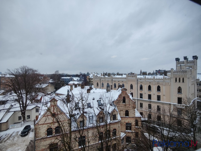 Studija / dzīvoklis / birojs ar 2 plašām istabām.   + Viena istaba ap 70 kvm, otra 40 kv. + Rīga - foto 5