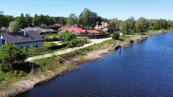 For sale - an excellent building plot in Bukultos near the Jugla canal. A quiet, green area of Rīga