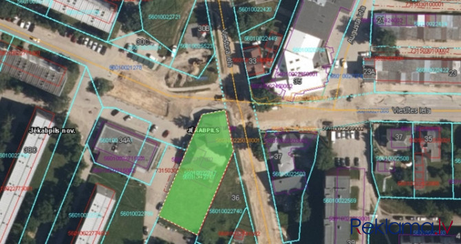 Pārdod komercīpašumu Jekabpilī.  Īpašums sastāv no divām ēkā 234 m2 un 131 m2; Zemes Jēkabpils un Jēkabpils novads - foto 3