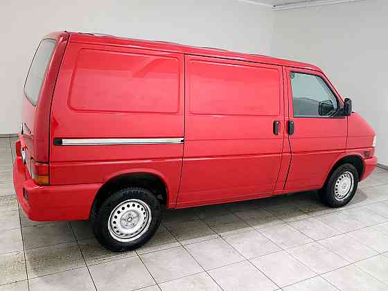 Volkswagen Transporter Kasten Facelift 2.5 TDI 65kW Tallina