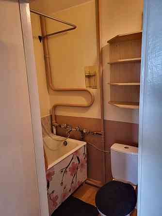 Izīrē Ilgtermiņā 1-Istabas Dzīvokli Juglā, Dzīvoklis Silts, Saulains ar Skaistu Skatu uz Ezeru... Rīga