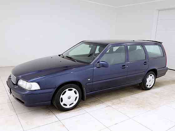 Volvo V70 Estate 2.5 D5 103kW Таллин