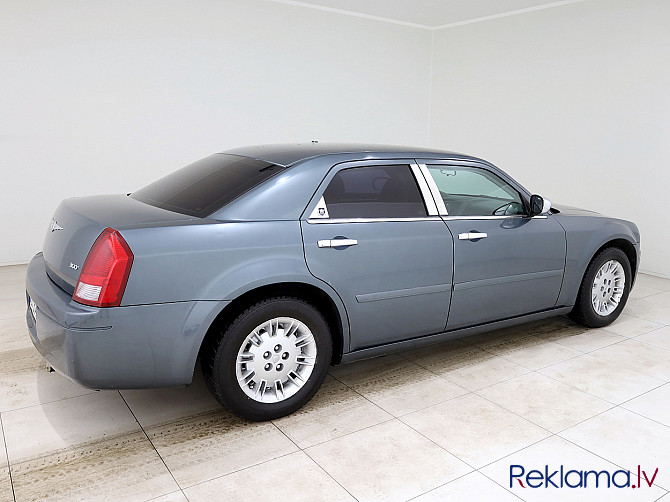 Chrysler 300 C Limited ATM 2.7 142kW Таллин - изображение 3