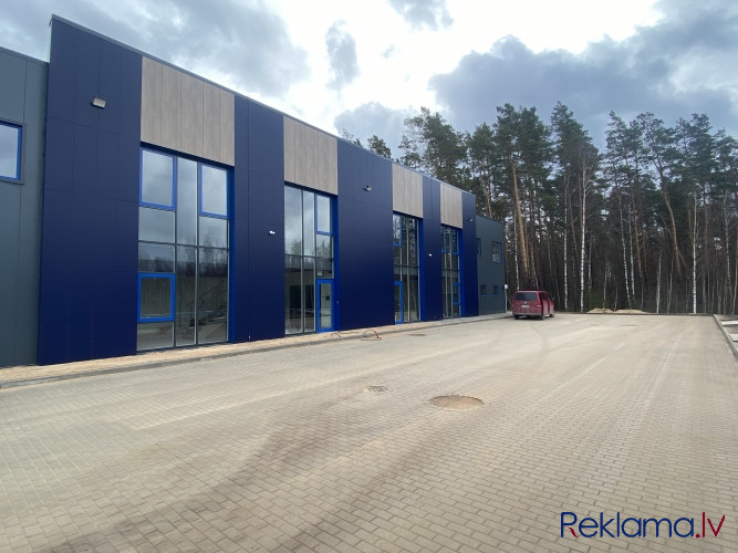 Stockoffice Berģos.  + 1. stāvā noliktavas telpas 247 m2; - Atvērta telpa; - Līdz pārliktnim 5.9m; - Рига - изображение 1