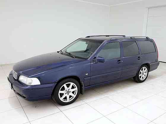 Volvo V70 Estate 2.5 D5 103kW Tallina