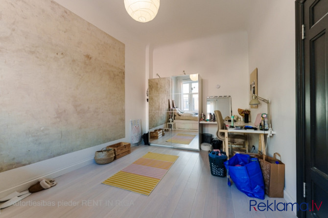 A stylishly attractive, high-quality, and carefully renovated rental apartment at Dzirnavu Street 70 Рига - изображение 4