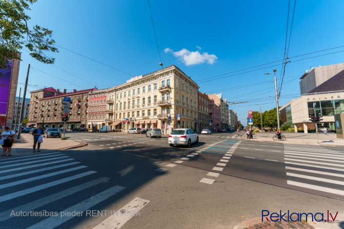 New and fresh two-bedroom apartment in the heart of the city. Fully furnished and equipped. The loca Рига - изображение 2