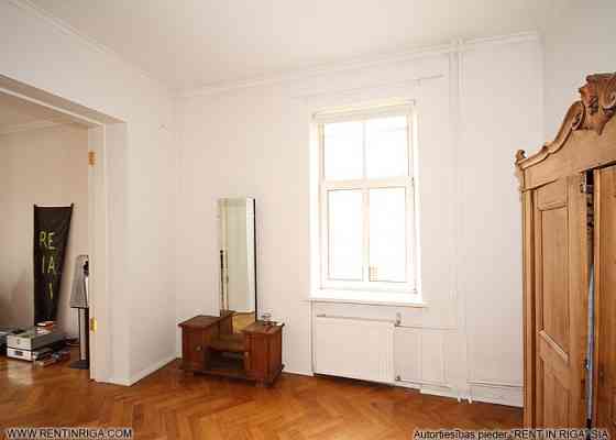 Spacious 2-room apartment in Riga's quiet center. Located at the corner of Dzirnavu and Ganu streets Rīga