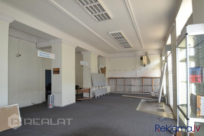 Pieejamas angāra telpas Rīgas Kinostudijas teritorijā. Angārs 420 m2, ir 2 vārti, pa kuriem Rīga - foto 7