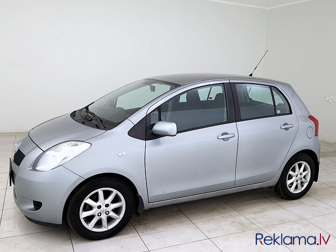 Toyota Yaris Linea Sol A-C 1.3 64kW Таллин - изображение 2