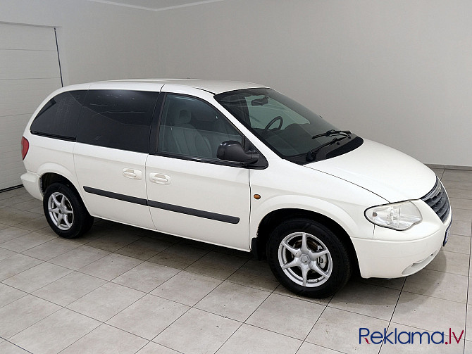 Chrysler Voyager Comfort ATM 2.8 CRD 110kW Tallina - foto 1