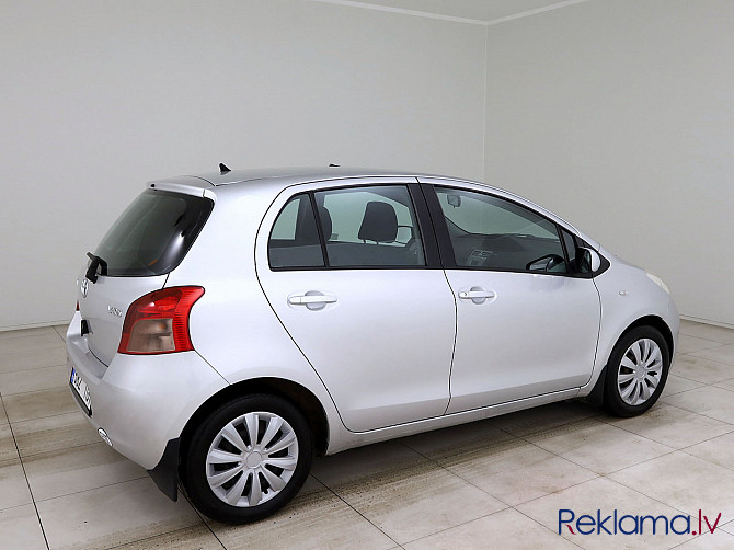 Toyota Yaris Linea Sol A-C 1.3 64kW Таллин - изображение 3