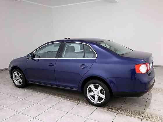 Volkswagen Jetta Comfortline 1.6 85kW Tallina