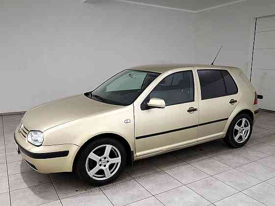 Volkswagen Golf Comfortline ATM 1.6 75kW Tallina