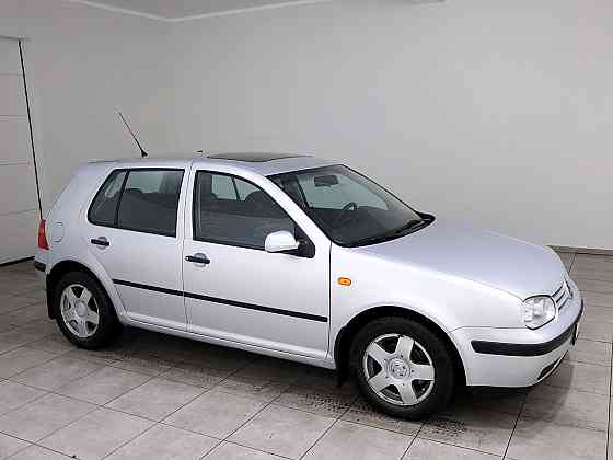 Volkswagen Golf Comfortline 1.4 55kW Tallina