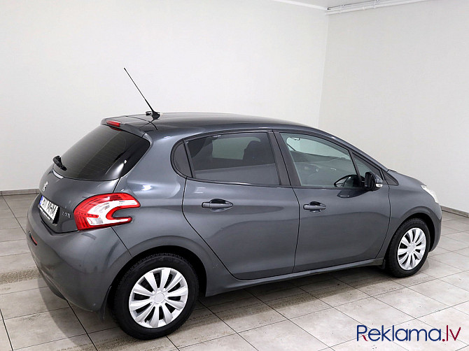 Peugeot 208 Allure 1.2 60kW Таллин - изображение 3