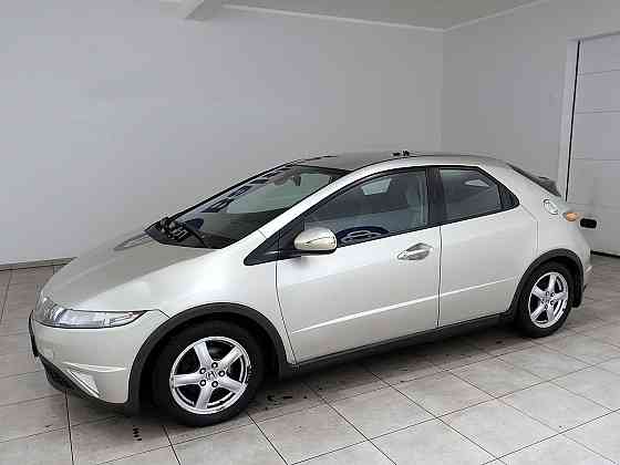 Honda Civic Elegance 1.8 103kW Tallina