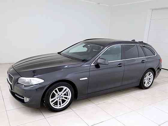 BMW 520 Touring Executive ATM 2.0 D 135kW Таллин