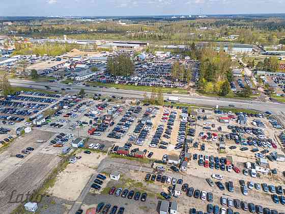 Piedāvājam jums iespēju iegādāties lielu komerczemes gabalu ar platību 5141 m2, kas atrodas Latgales Rīga