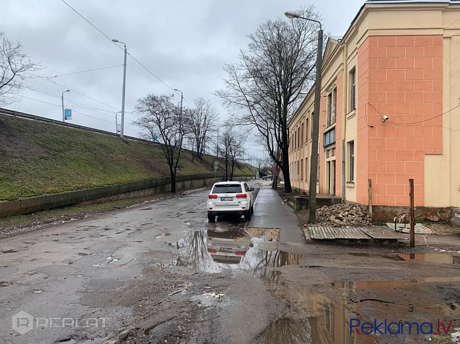 Iznomā kvalitatīvas tirdzniecības telpas , kuras var izmantot arī cita veida komercdarbībai. Rīga - foto 11