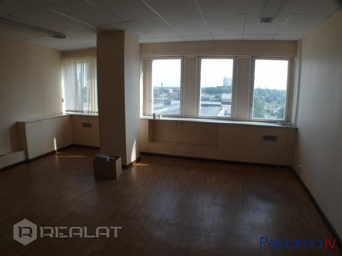 Rīgā, Zemitāna ielā 2d, tiek iznomatas biroja telpas 56 m2 platībā. Pagalma māja, vieta Rīga - foto 11