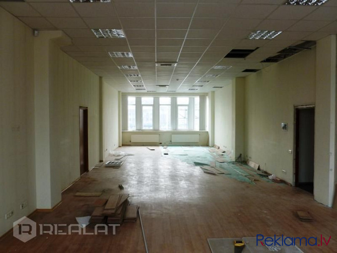 Iznomā noliktavas telpas ēkas 2. stāvā Pļavniekos  + Platība 1430 m2. , iespēja papildus Rīga - foto 11