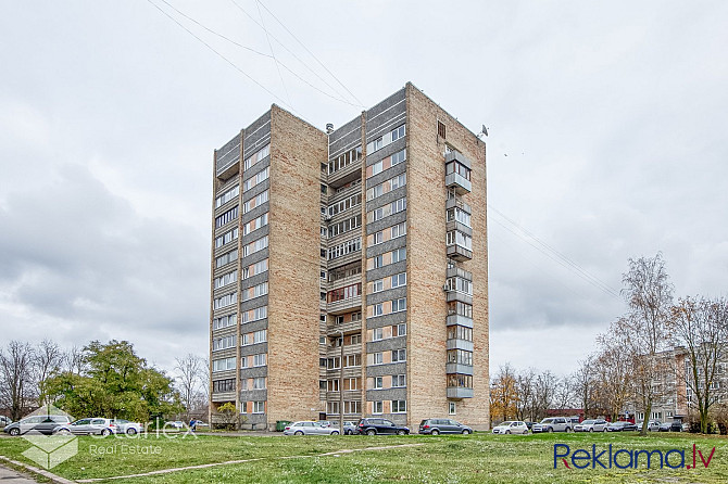 Ķengaragā tiek pārdots 3-istabu, saulains, mājīgs dzīvoklis čehu projekta 8. stāvā. Māja Rīga - foto 19