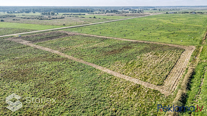 Pie Rīgas galvenās ielas  Brīvības ielas, kas ir vairāk kā 12 km gara, atrodas mājīgs, Rīga - foto 16