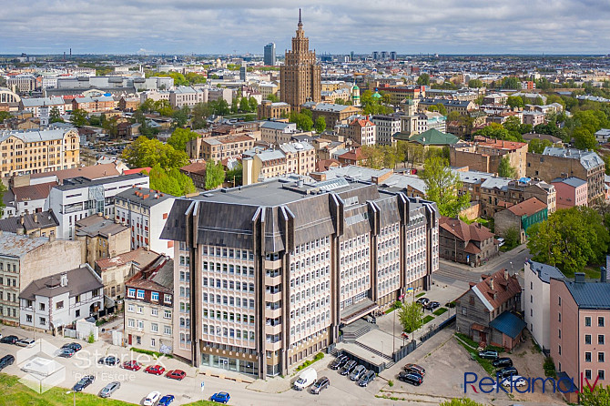 Iznomā biroju renovētā biroju ēkā Riverside Offices. 
Kopējā platība 448 m2.
Birojs Rīga - foto 20