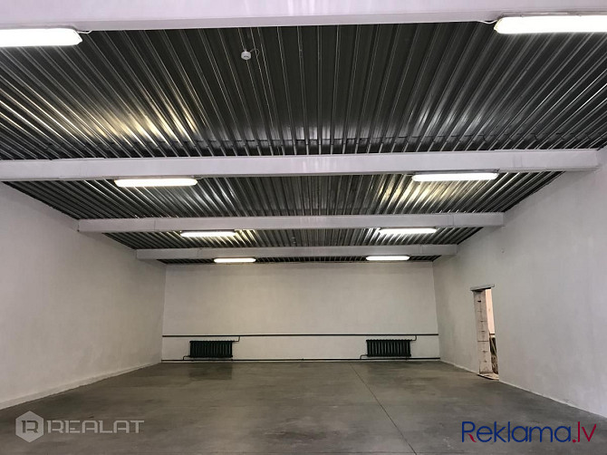 Tiek iznomāta plaša noliktava blakus Dienvidu tiltam. Noliktavas platība 1200 m2, pārēja Rīga - foto 3