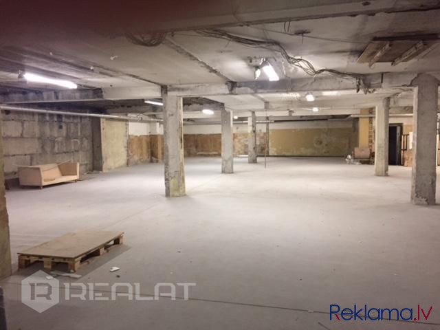 Tiek iznomāta plaša noliktava blakus Dienvidu tiltam. Noliktavas platība 1200 m2, pārēja Rīga - foto 8