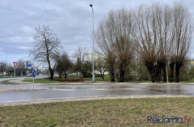 Zeme Salacgrīvā labi redzamā vietā, centrālās ielas malā (Rīga - Ainaži šoseja). Salaspils - foto 6