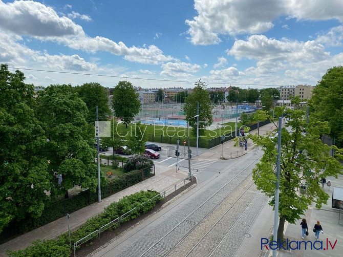 Fasādes māja, renovēta māja, slēgts pagalms, ieeja no ielas un pagalma, kāpņu telpa pēc Rīga - foto 3