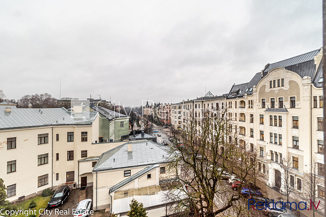 Fasādes māja, renovēta māja, slēgts pagalms, iespēja nomāt autostāvvietu, ieeja no ielas, Rīga - foto 11