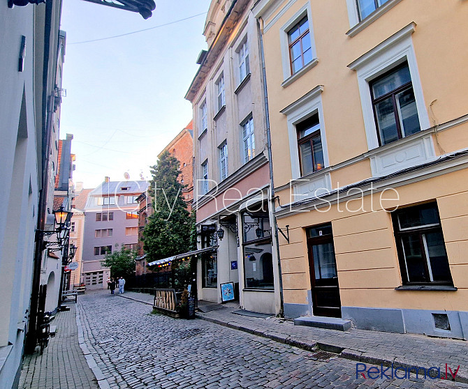 Fasādes māja, renovēta māja, labiekārtota apzaļumota teritorija, bruģēts piebraucamais Rīga - foto 13