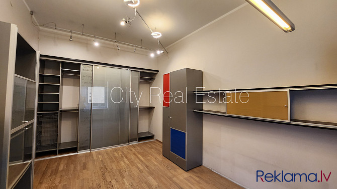 Fasādes māja, renovēta māja, ieeja no ielas, luksuss apartamenti , ir lifts, kāpņu telpa pēc Rīga - foto 7