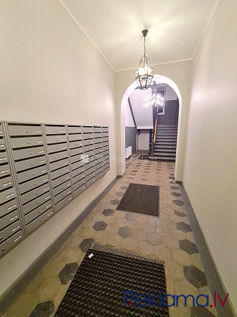 Pagalma ēka, renovēta māja, slēgts pagalms, ieeja no ielas un pagalma, ir lifts, kāpņu telpa Rīga - foto 12