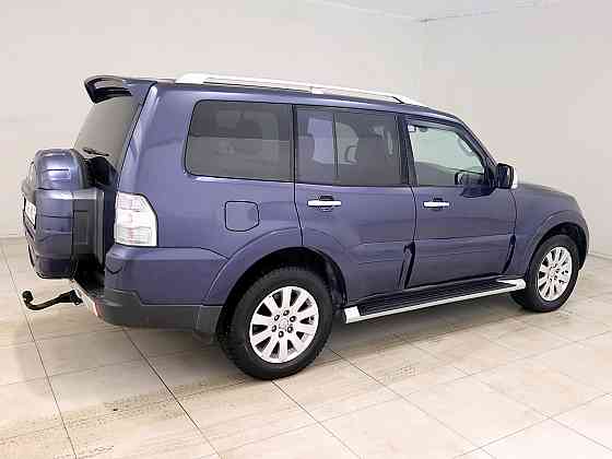 Mitsubishi Pajero Luxury ATM 3.2 DI-D 125kW Tallina